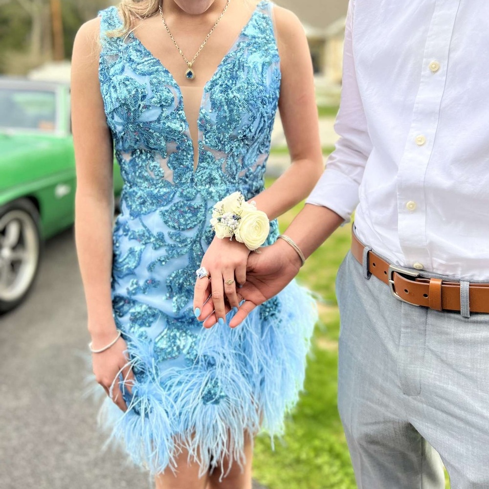 Amarra 00 Homecoming Dress
